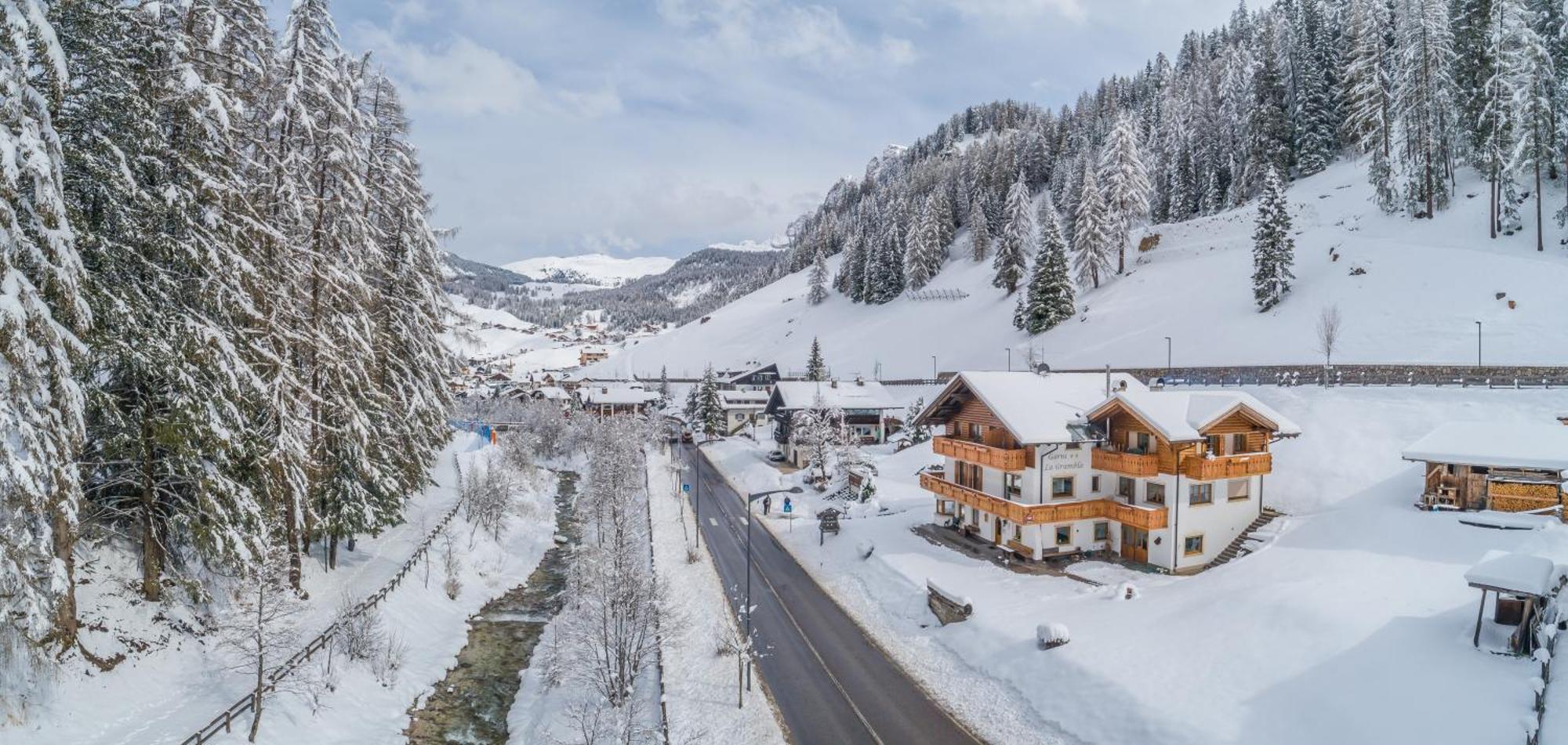 Garni La Grambla Hotel Selva di Val Gardena Exterior photo